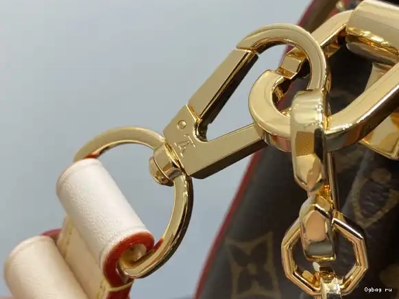 LOUIS VUITTON DAUPHINE-28*20*11CM 0528